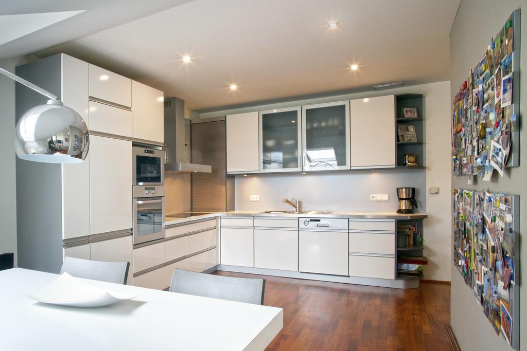 Luxury Penthouse Apartment Прага Экстерьер фото